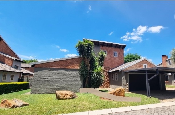 4 Bedroom Property for Sale in Rustenburg North West